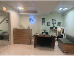 تصویر گالری عاطفه کریمی مقدم 2