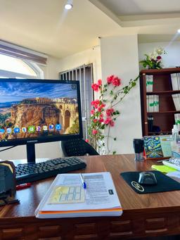 تصویر گالری سالار سلیمانی 1