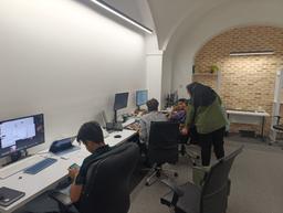 تصویر گالری دکتر ابوالفضل ساجدی 2