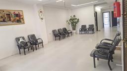 تصویر گالری نادر انوشه 4